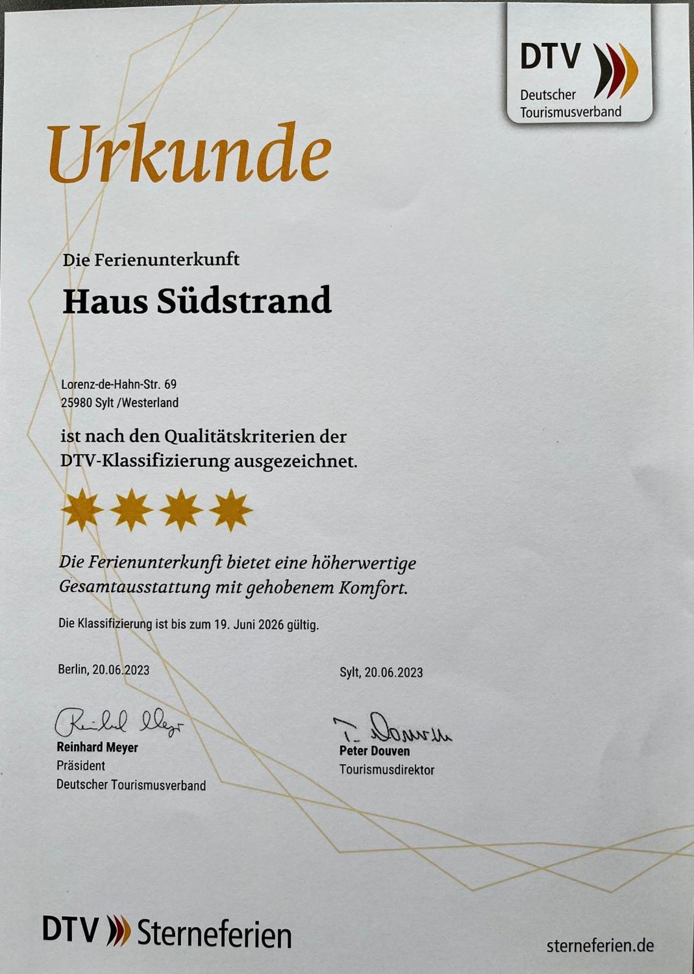 Haus-suedstrand Apartment *